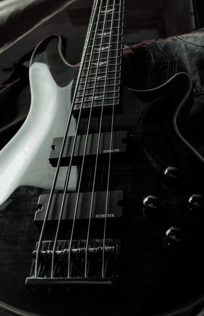 Curso de Contrabaixo Escola de Musica Online Como Toca